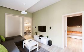 Dream Forest Apartment